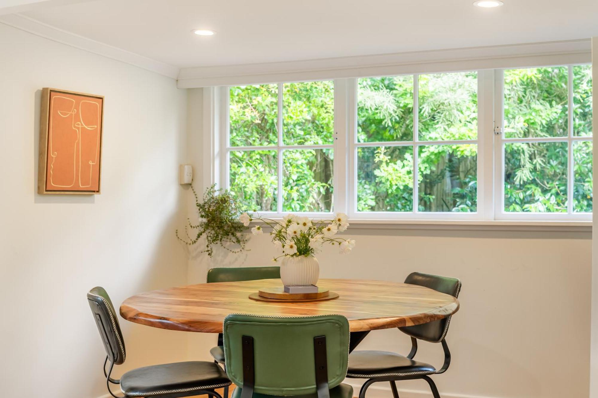 Pinehaven Cottage อัปเปอร์ฮัทท์ ภายนอก รูปภาพ