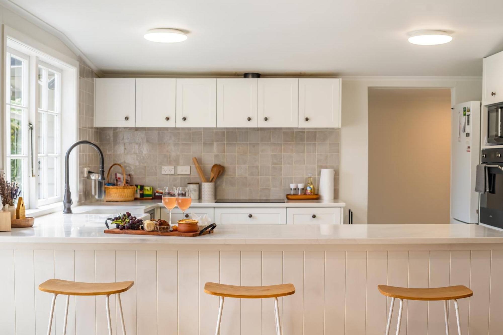 Pinehaven Cottage อัปเปอร์ฮัทท์ ภายนอก รูปภาพ